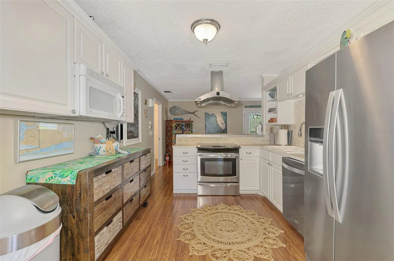 1712 SHELL DR