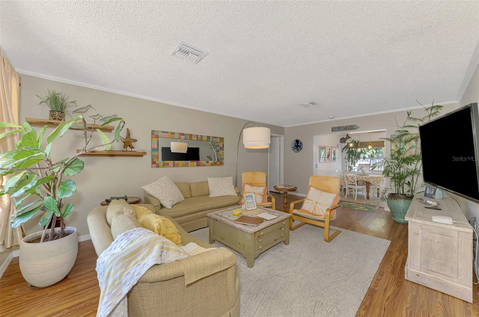 1712 SHELL DR