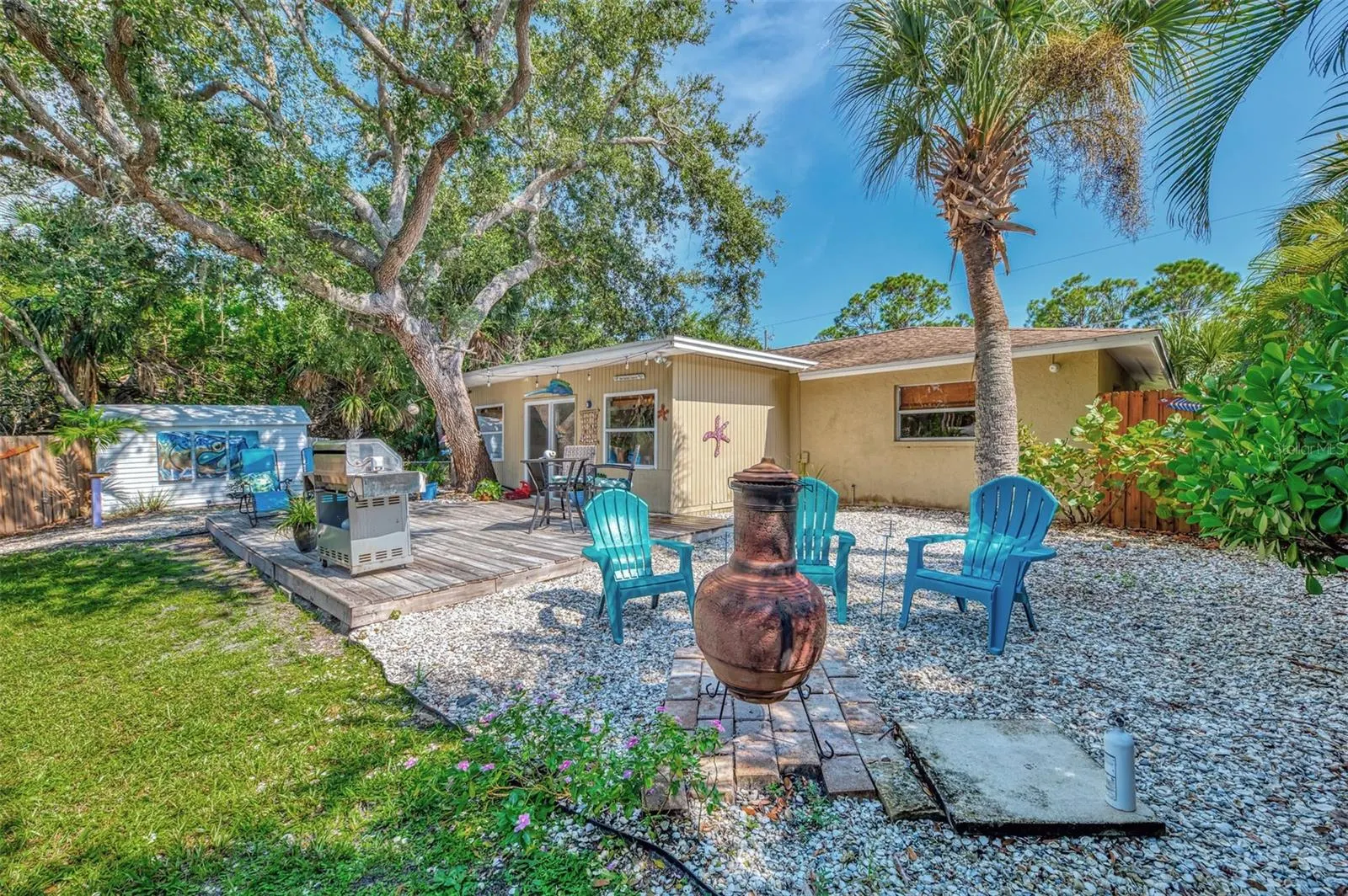 1712 SHELL DR