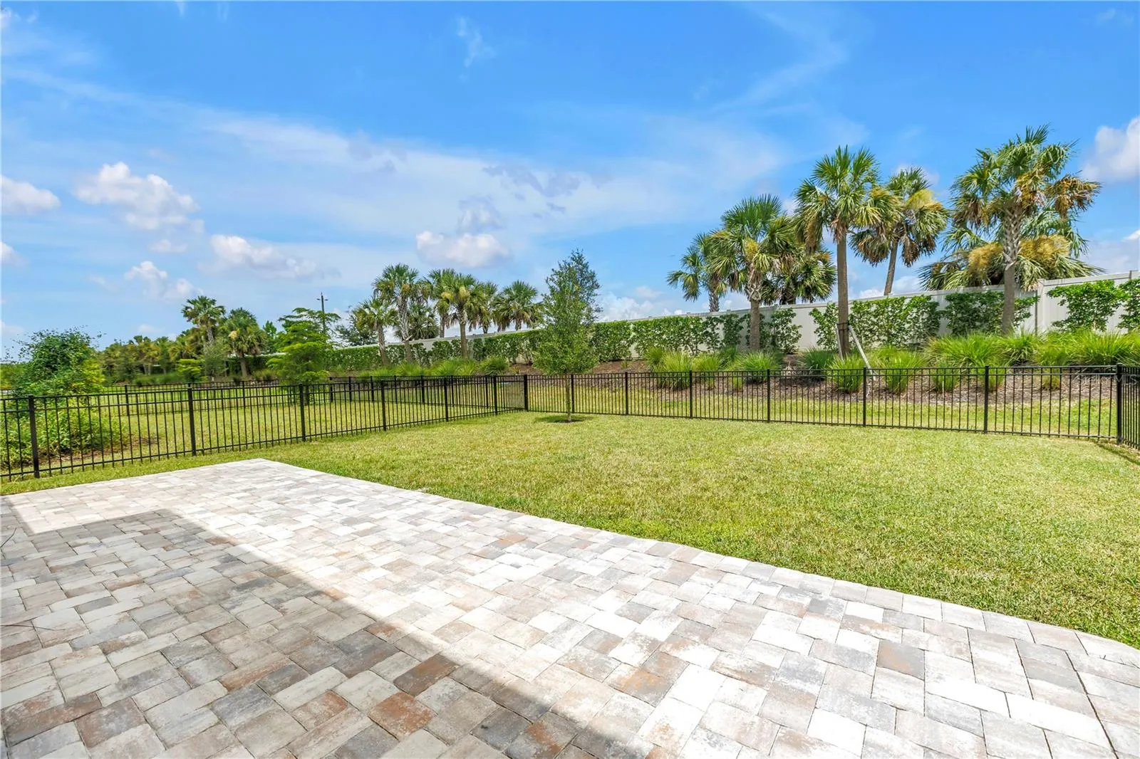 9240 TEQUILA SUNRISE DR