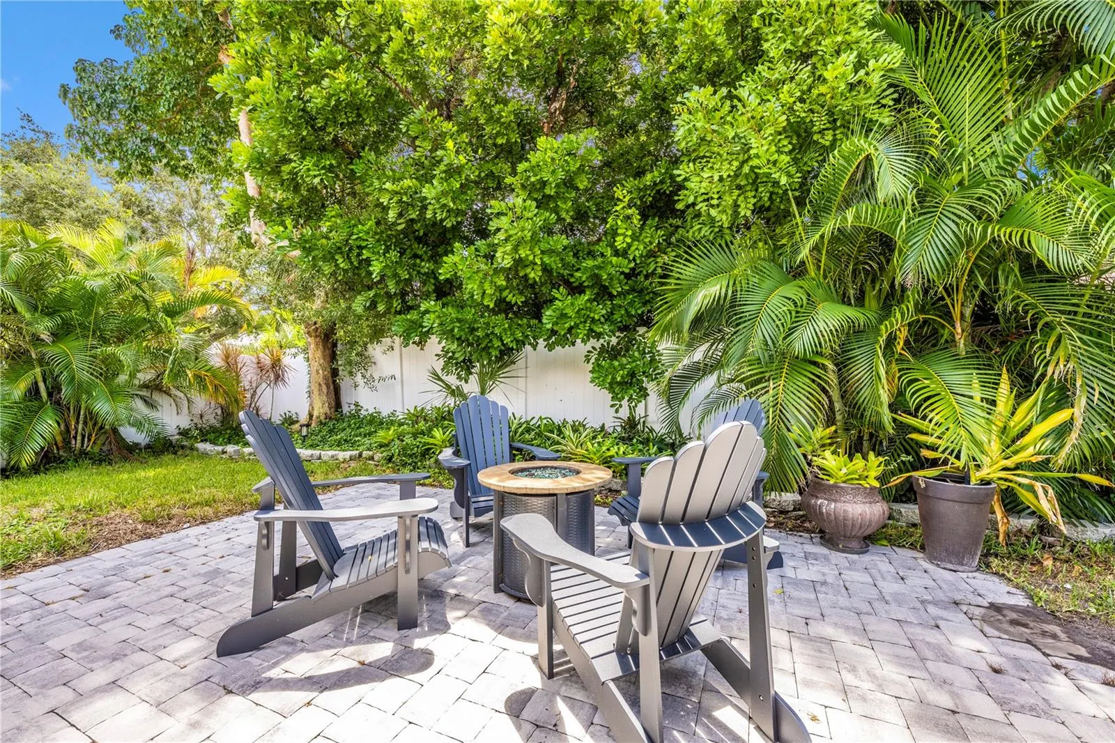 2920 CAPTIVA DR