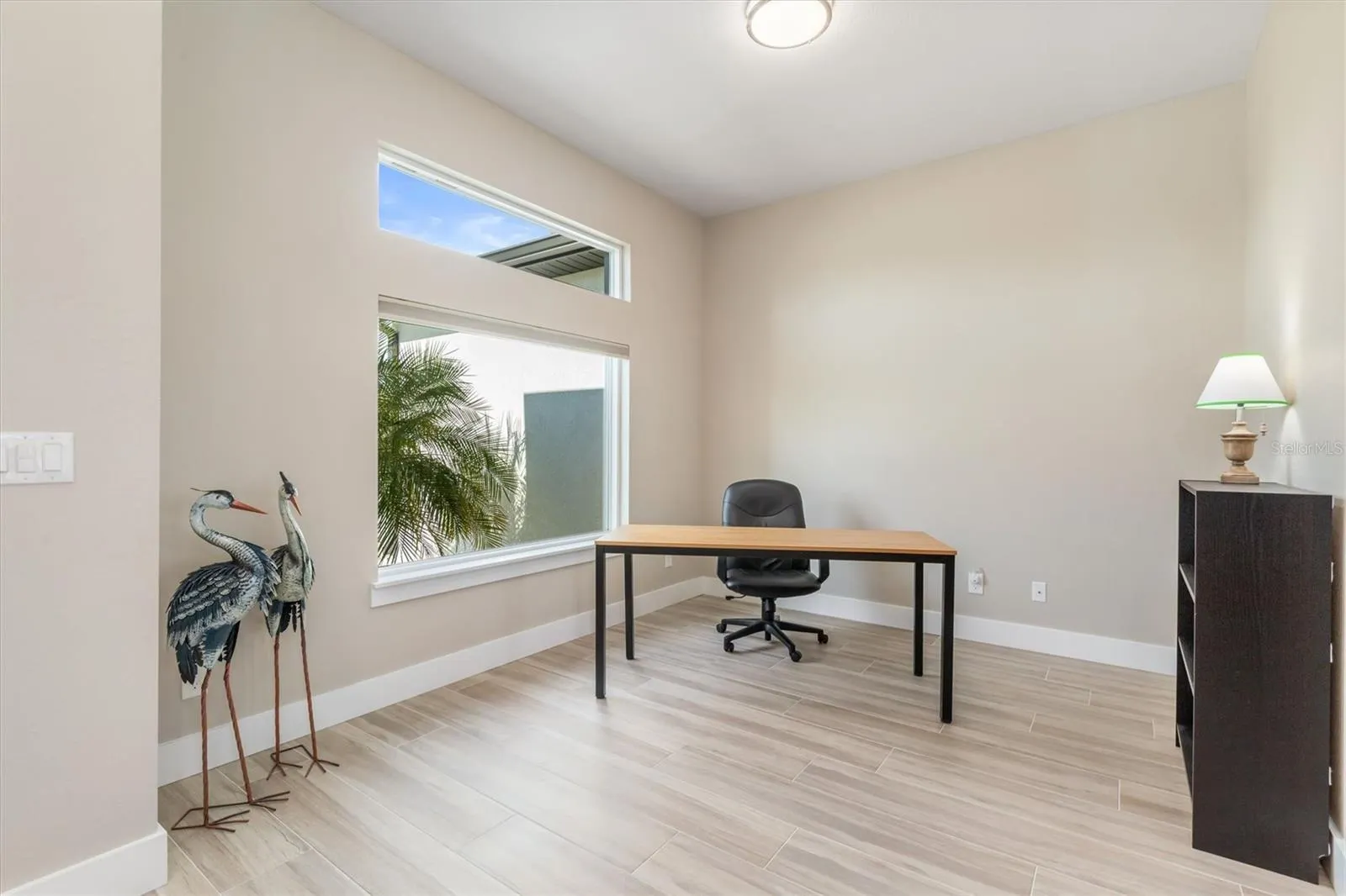 2 SPORTSMAN CIR