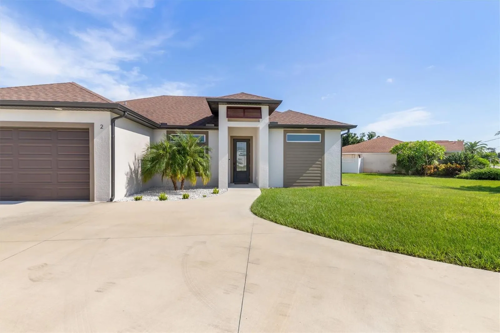 2 SPORTSMAN CIR