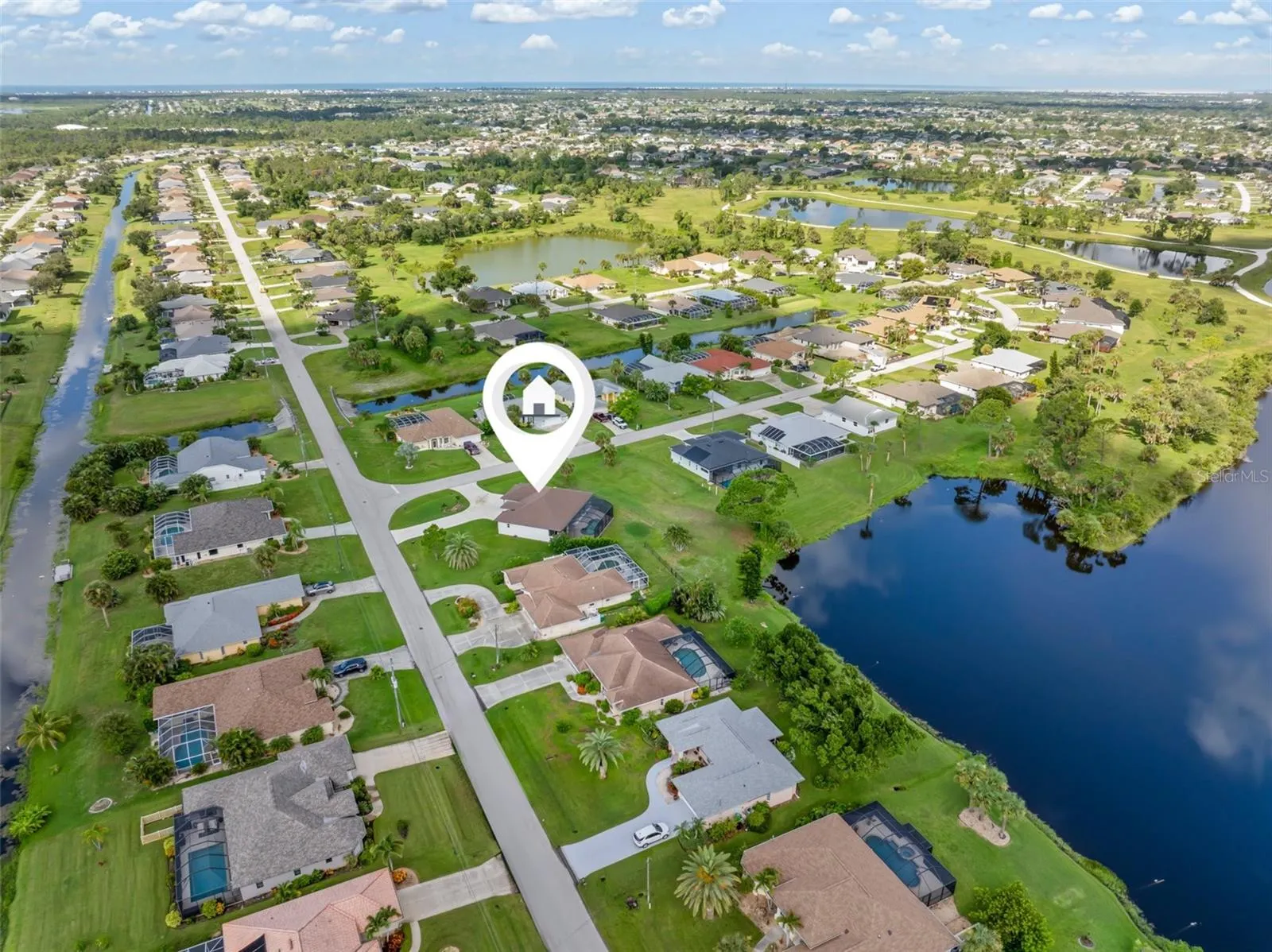 2 SPORTSMAN CIR
