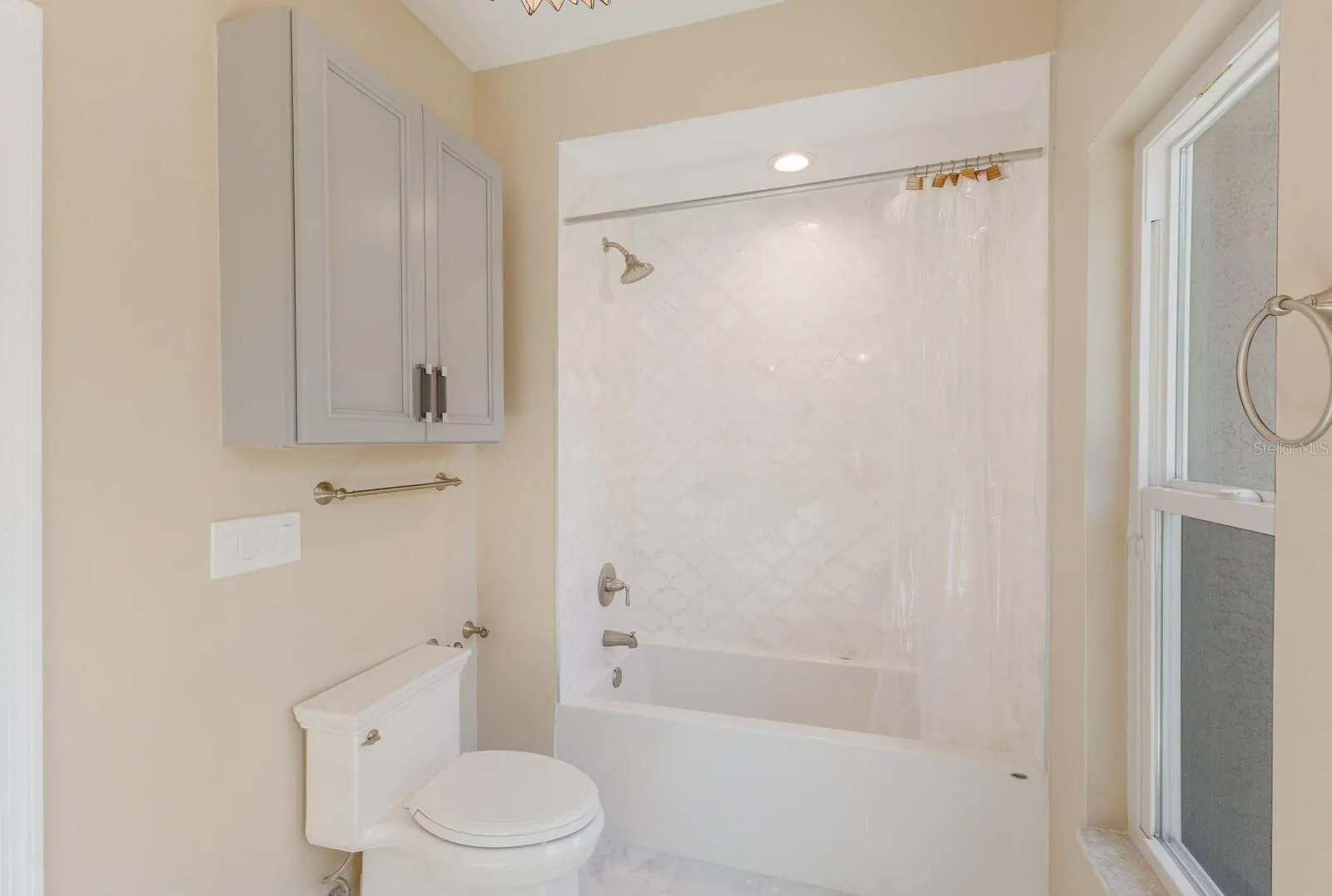 3226 DICK WILSON DR