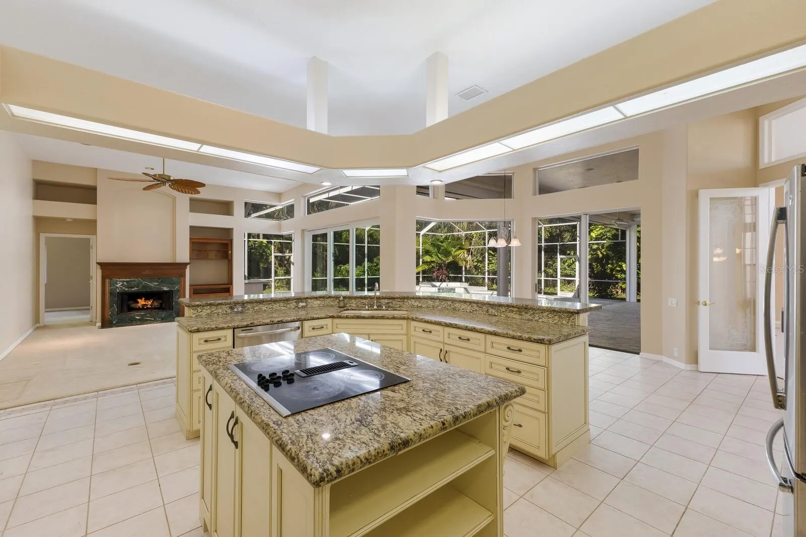3226 DICK WILSON DR