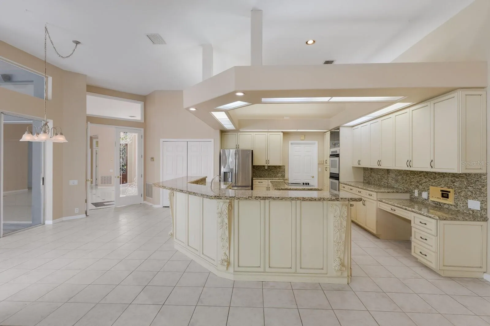 3226 DICK WILSON DR