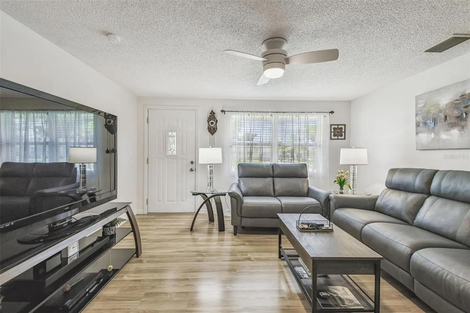 324 43RD STREET BLVD W