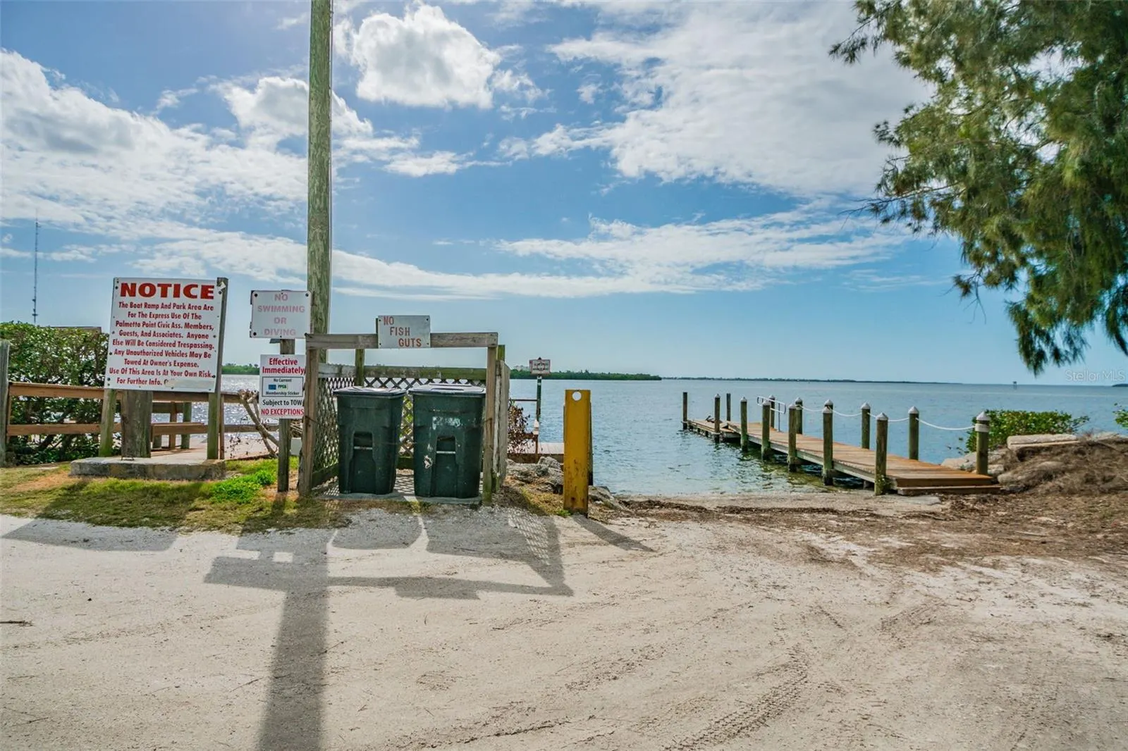 324 43RD STREET BLVD W