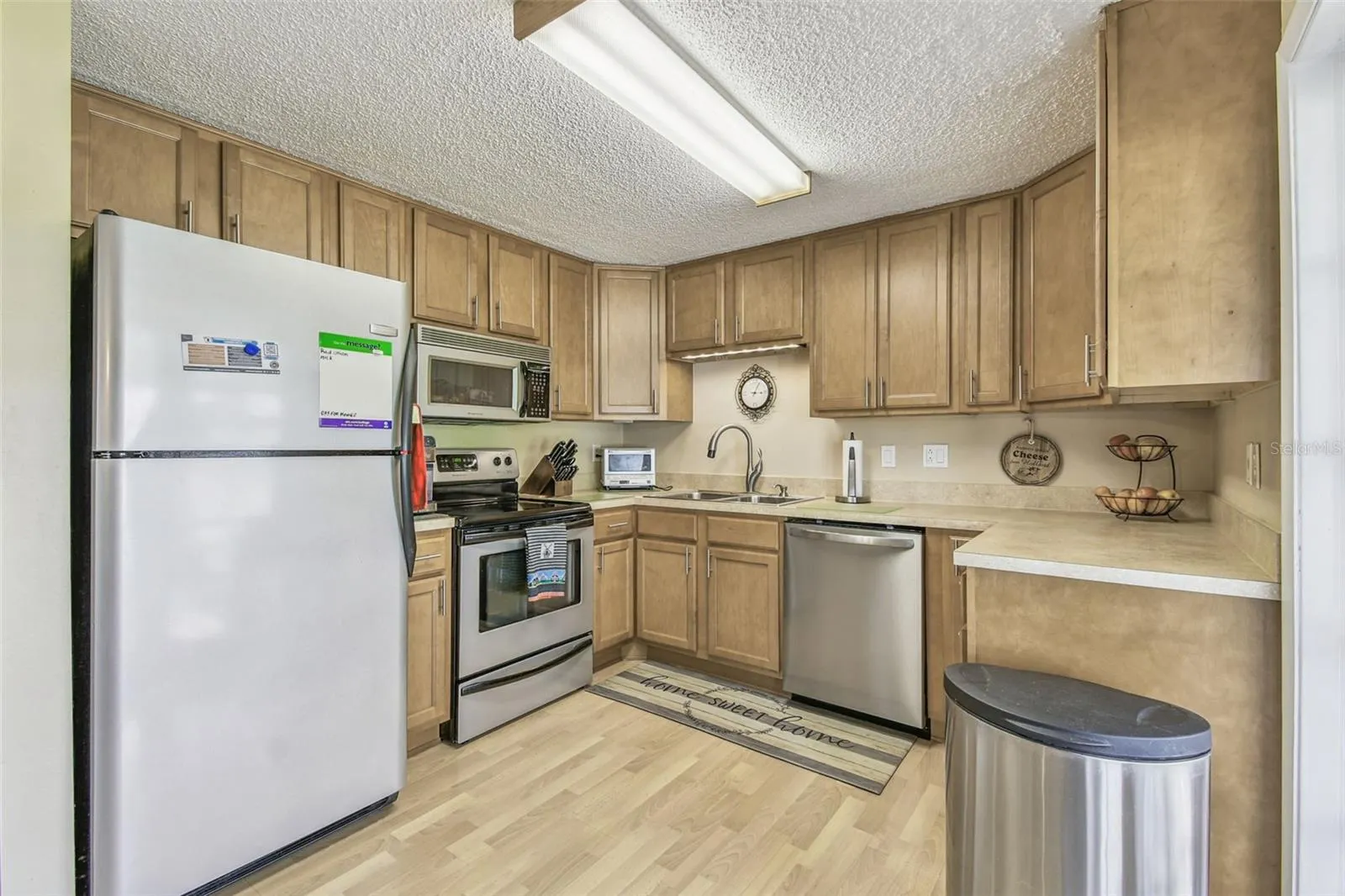 324 43RD STREET BLVD W