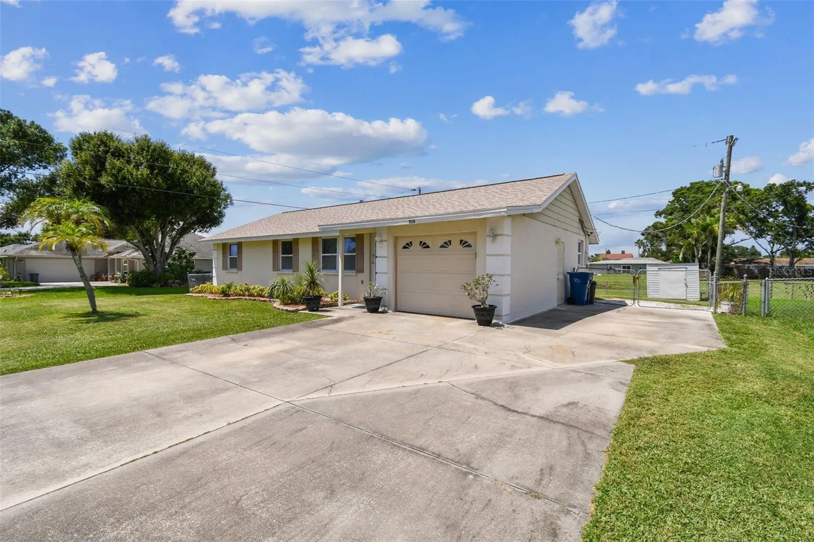 324 43RD STREET BLVD W