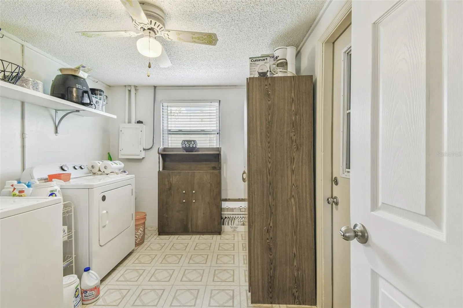 324 43RD STREET BLVD W