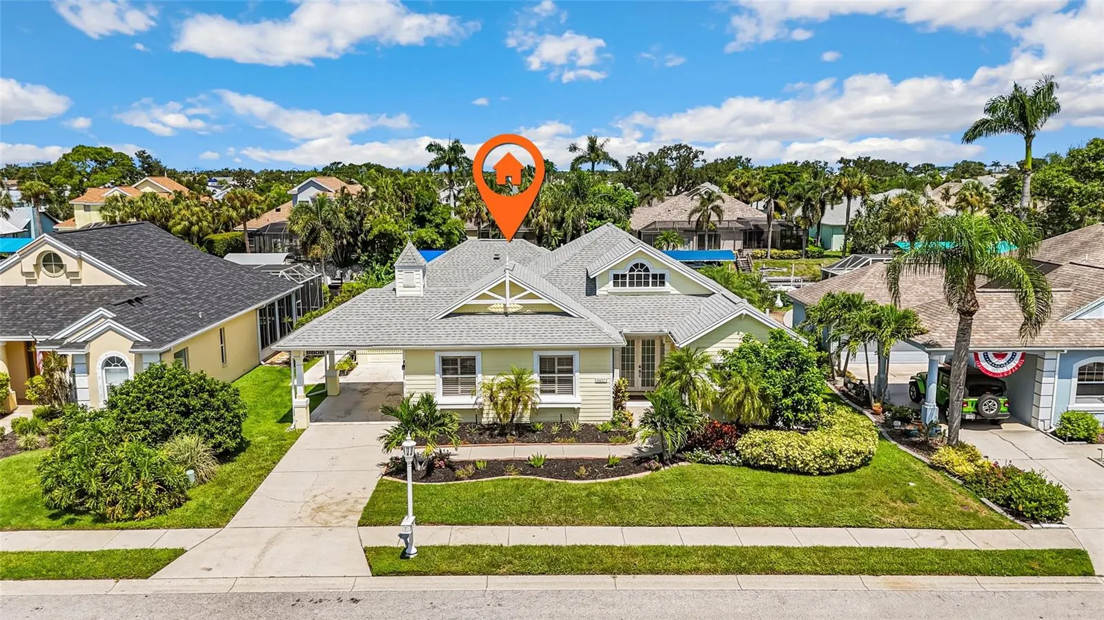 4427 SHARK DR