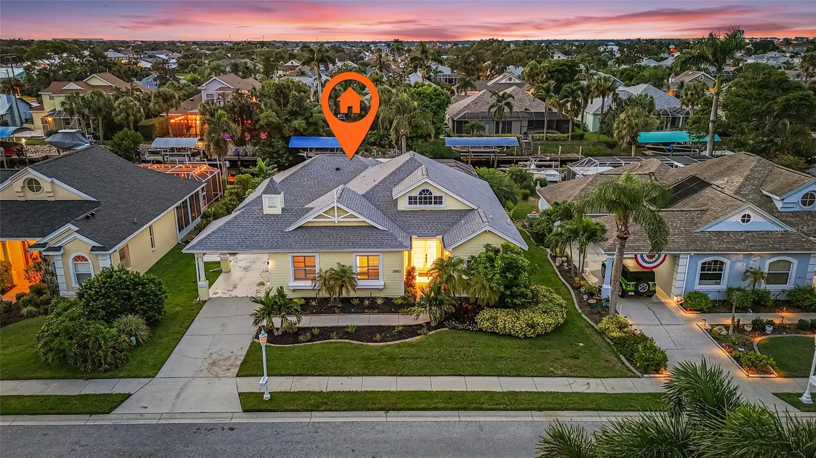 4427 SHARK DR