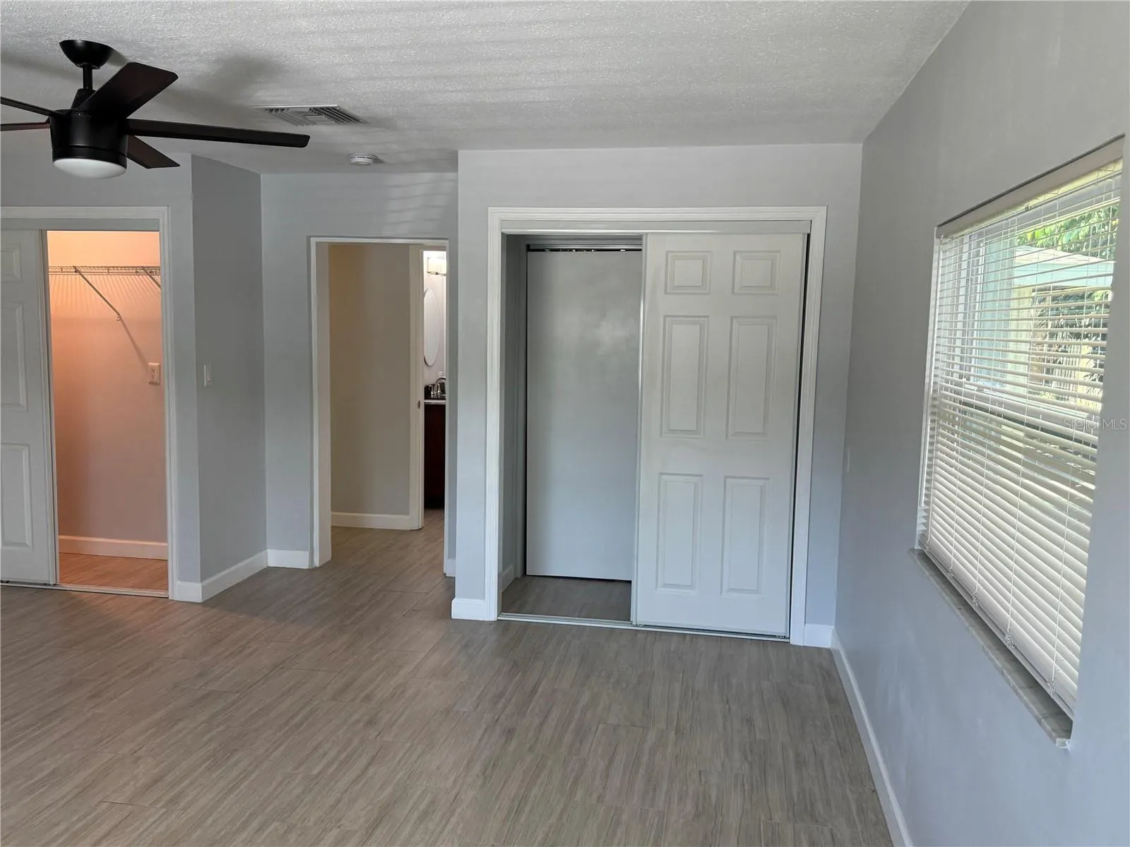 2451 NASSAU ST