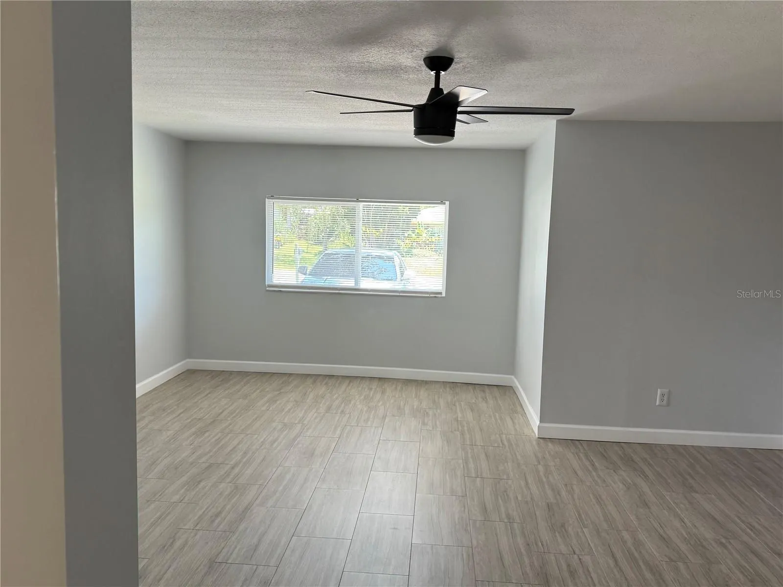 2451 NASSAU ST