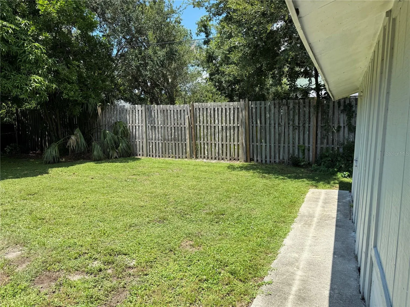 2451 NASSAU ST