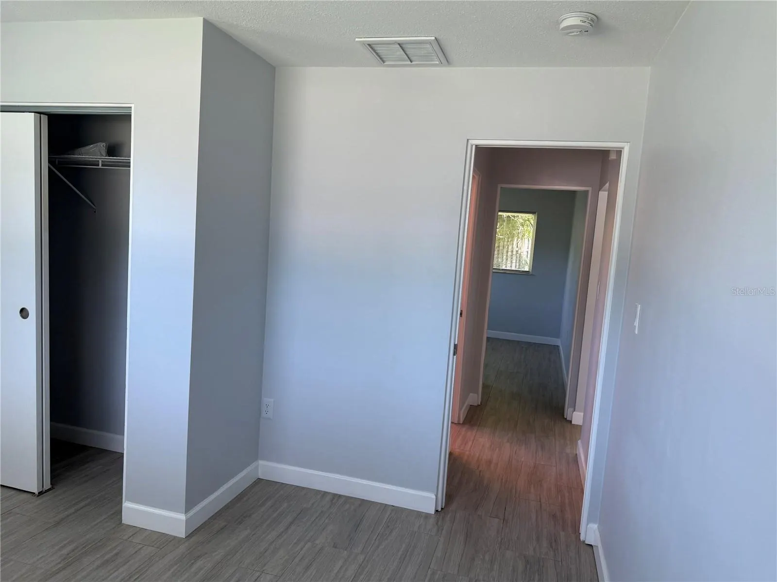 2451 NASSAU ST