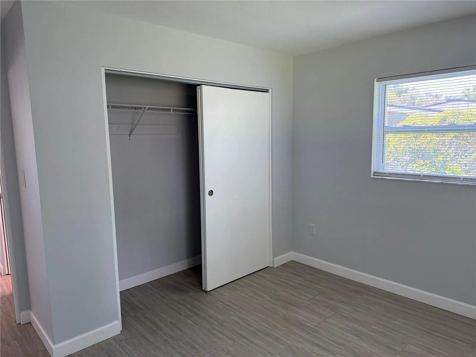 2451 NASSAU ST
