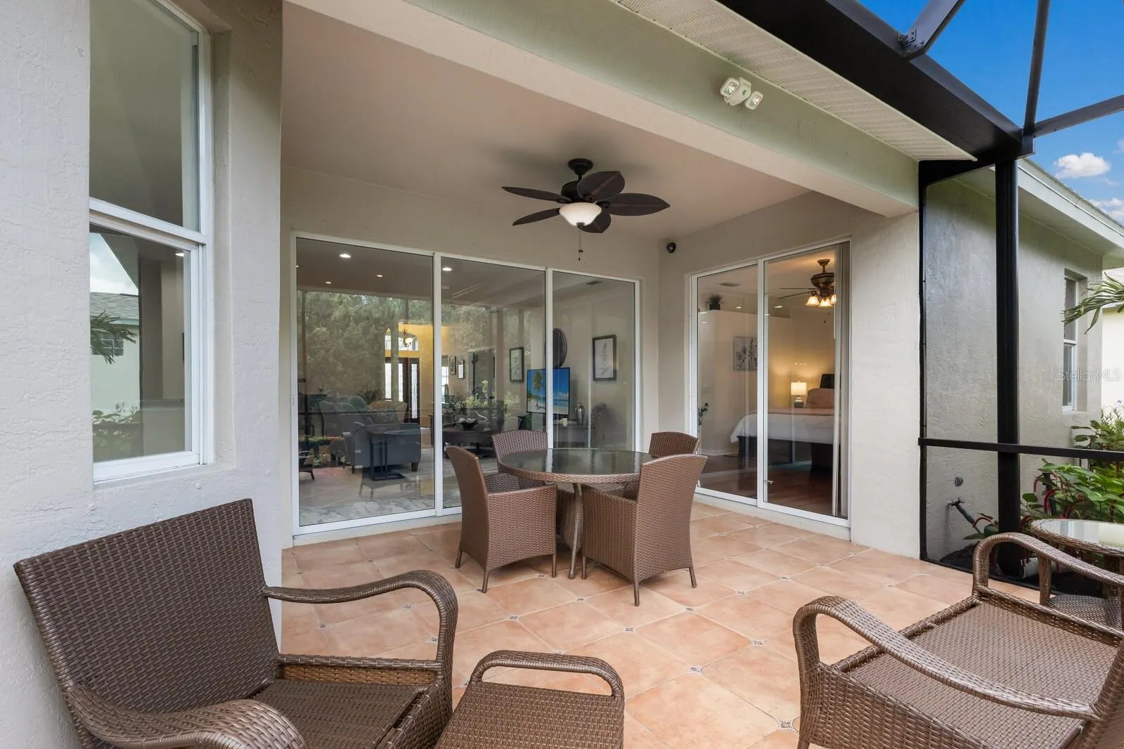 5068 CREEKSIDE TRL