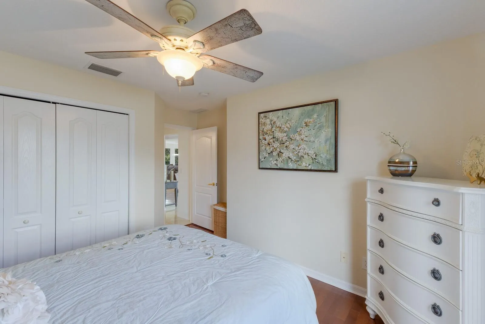 5068 CREEKSIDE TRL