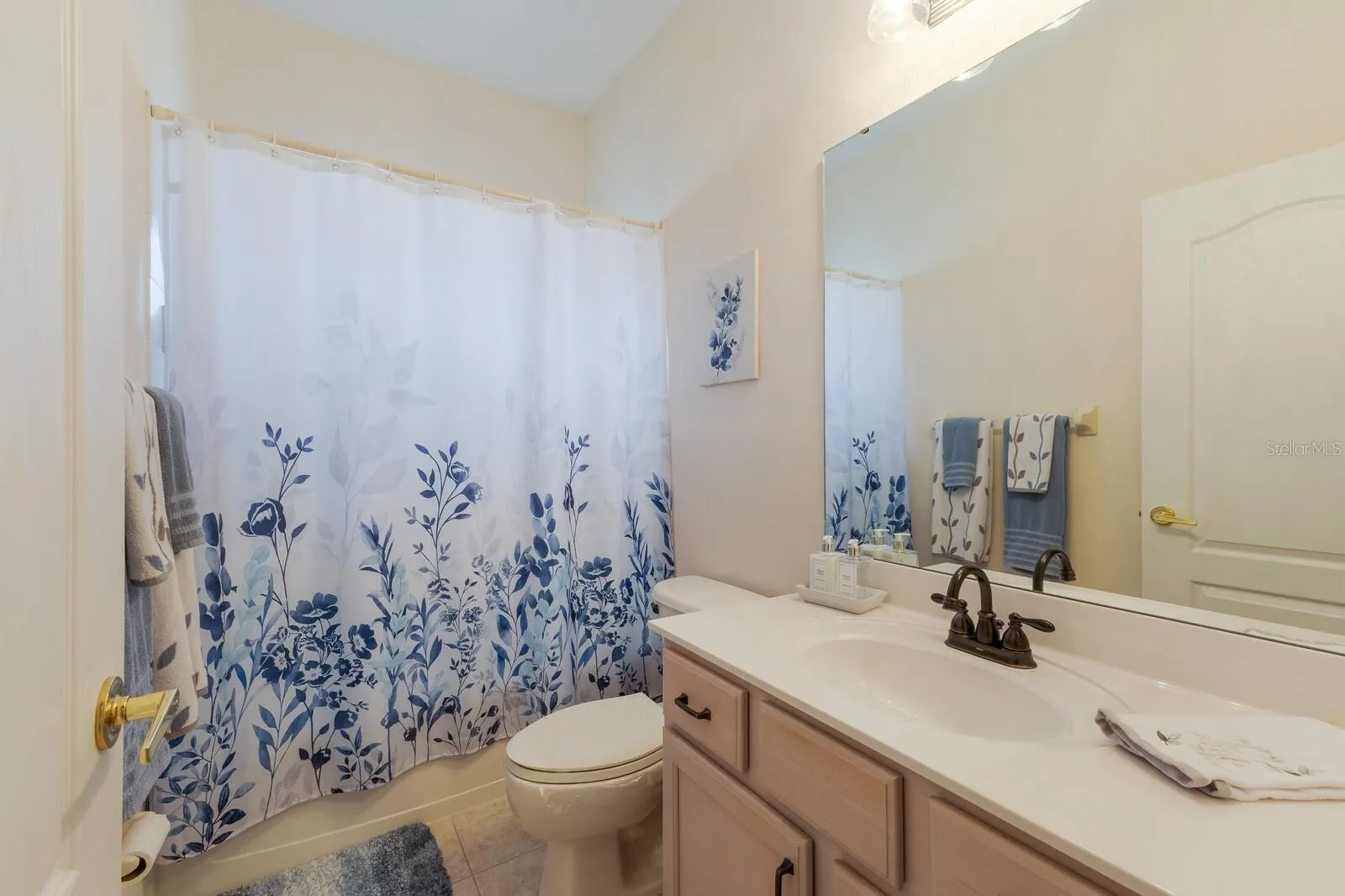 5068 CREEKSIDE TRL