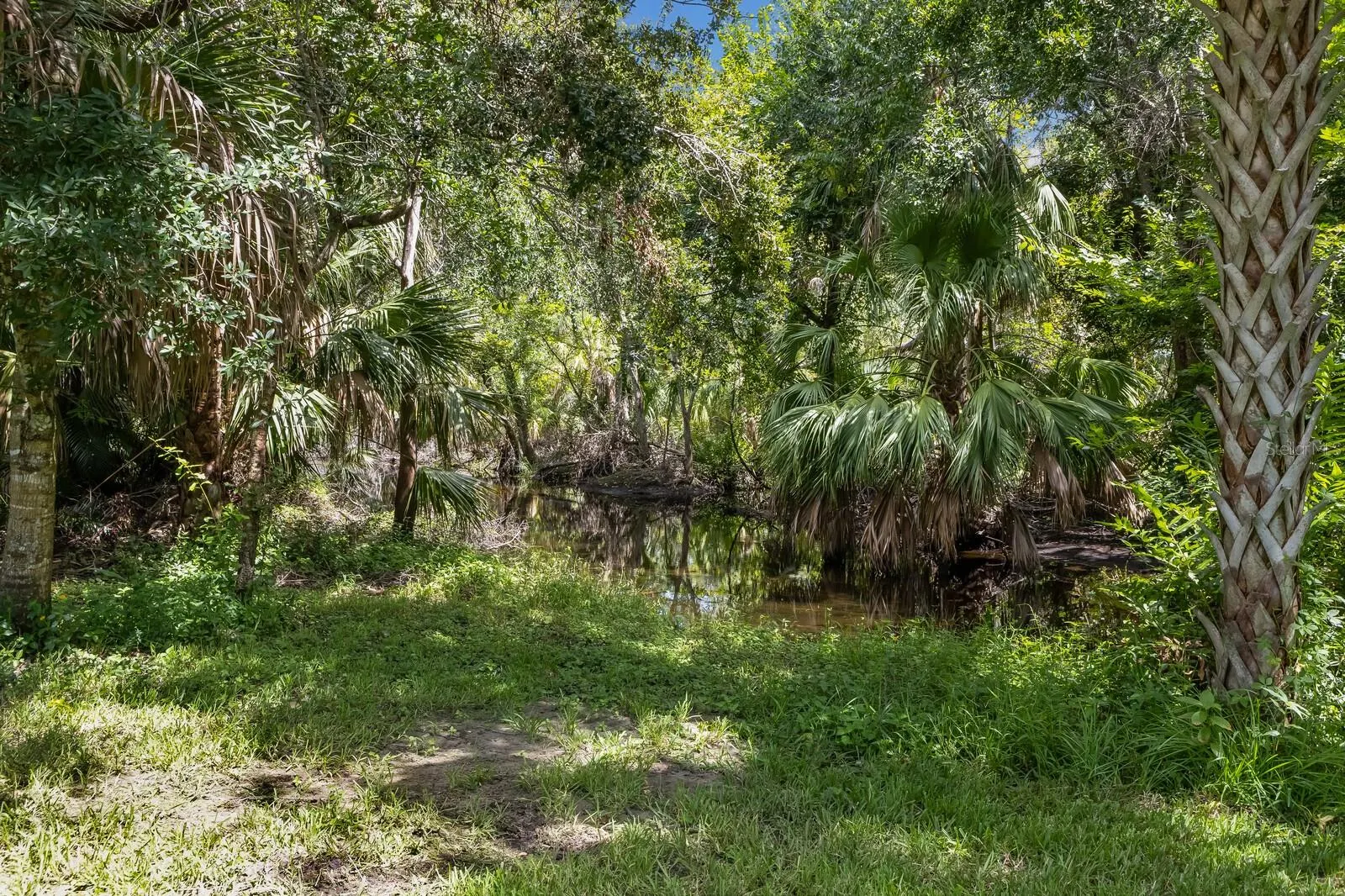 5068 CREEKSIDE TRL