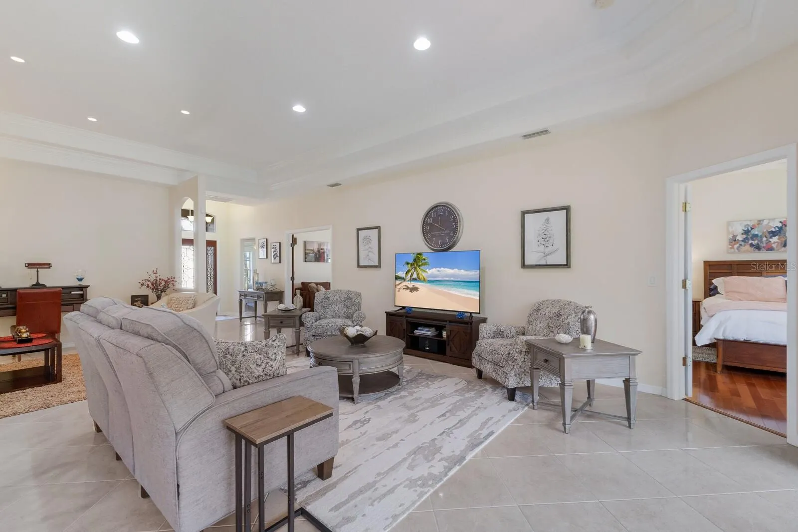 5068 CREEKSIDE TRL