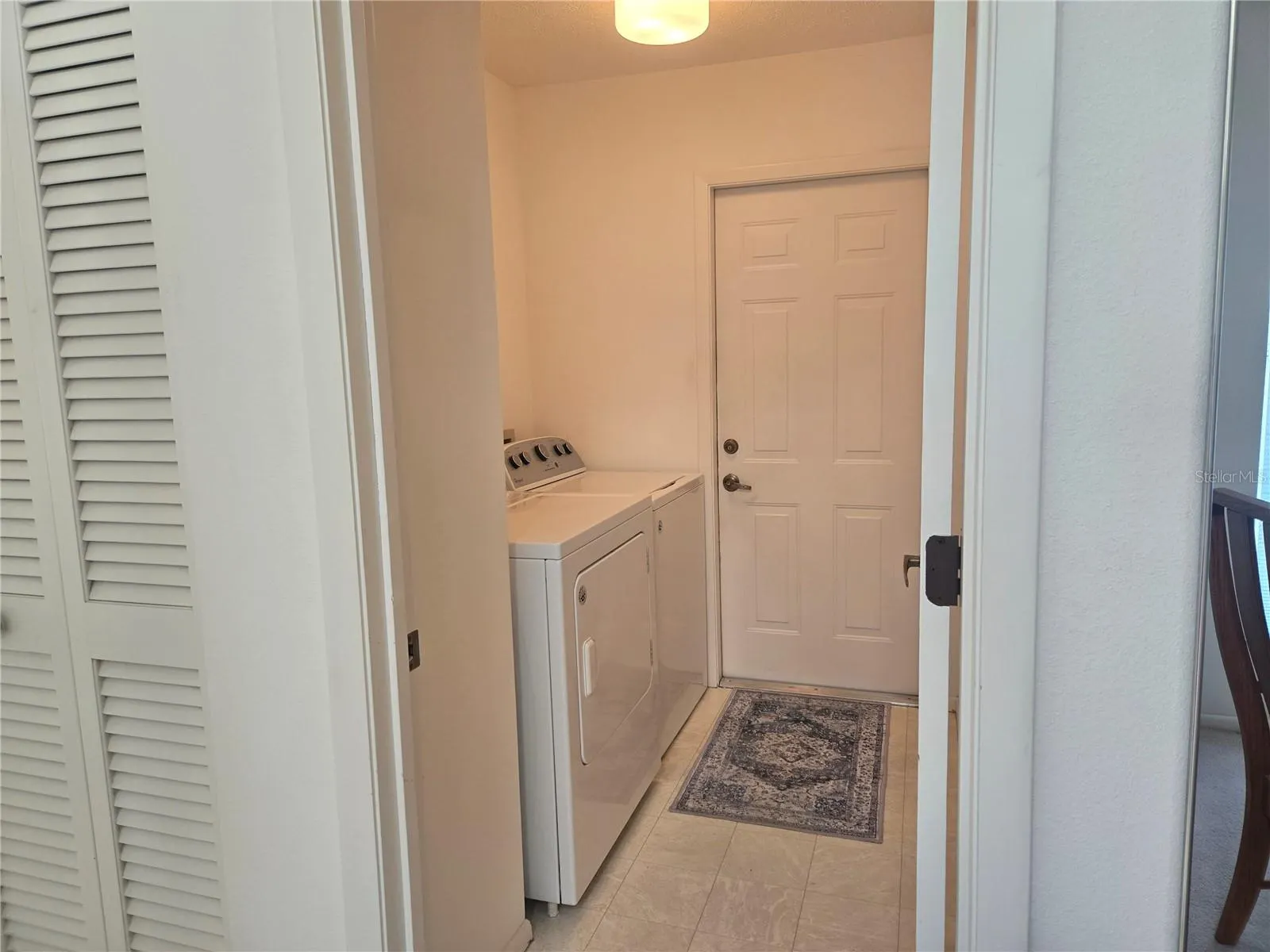 6814 67TH STREET CIR E