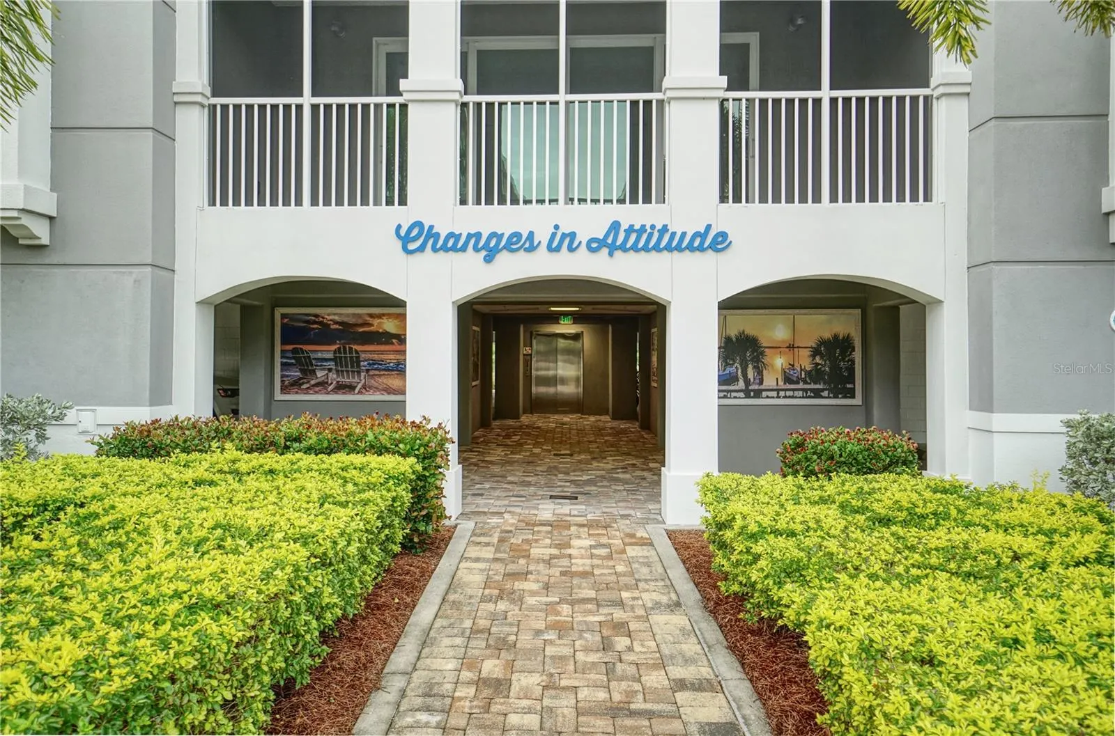 392 ARUBA CIR #102, #102
