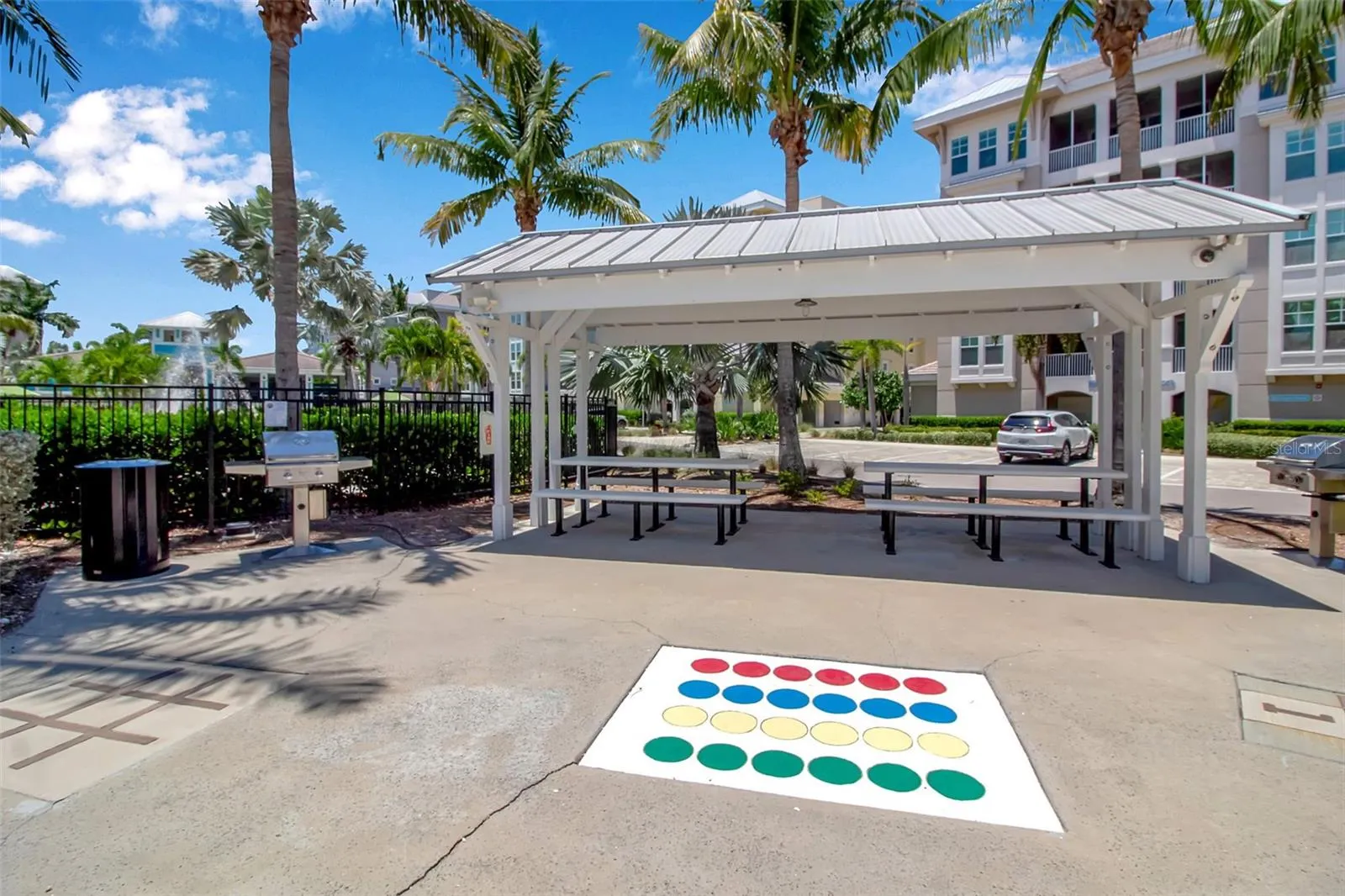 392 ARUBA CIR #102, #102