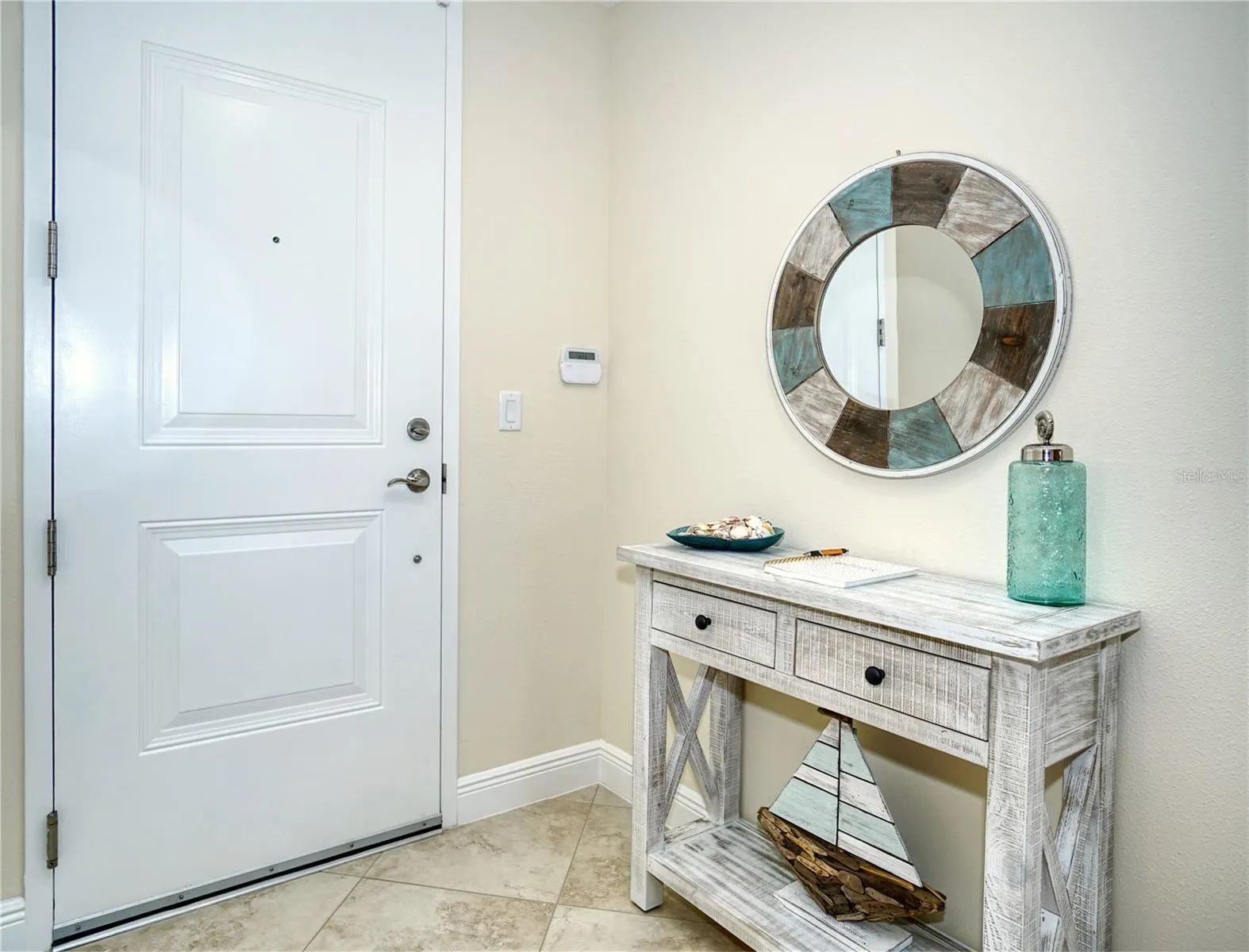 392 ARUBA CIR #102, #102
