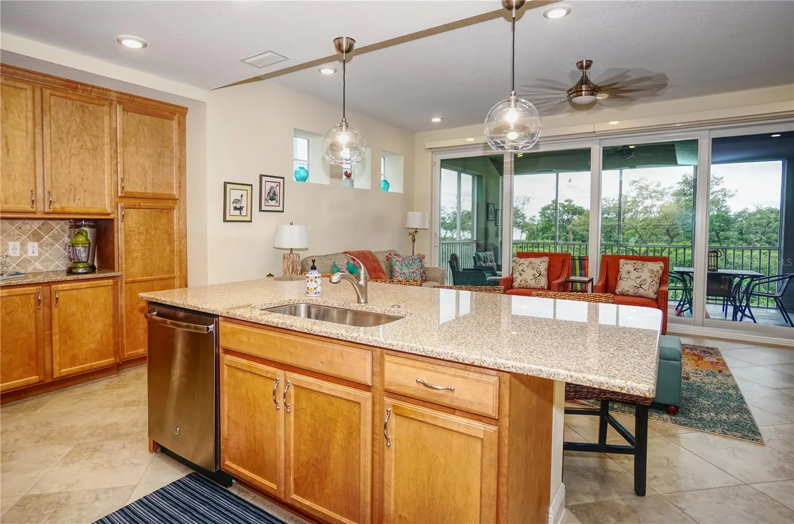 392 ARUBA CIR #102, #102