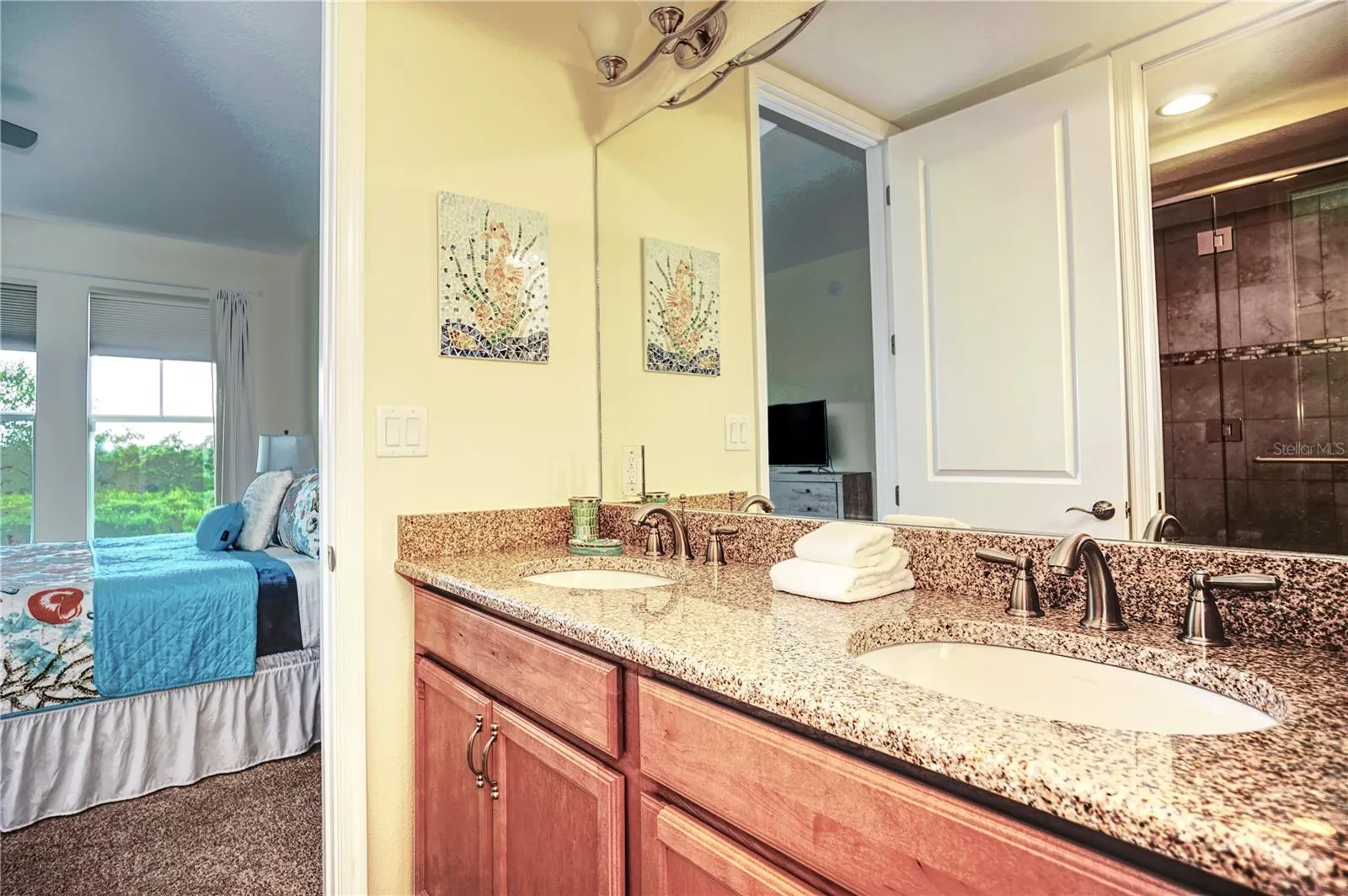 392 ARUBA CIR #102, #102