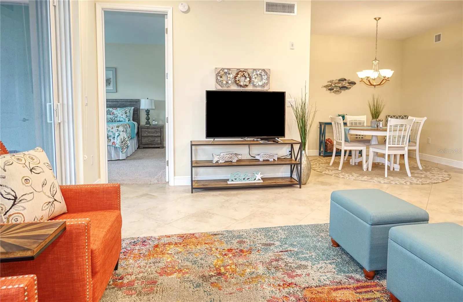 392 ARUBA CIR #102, #102
