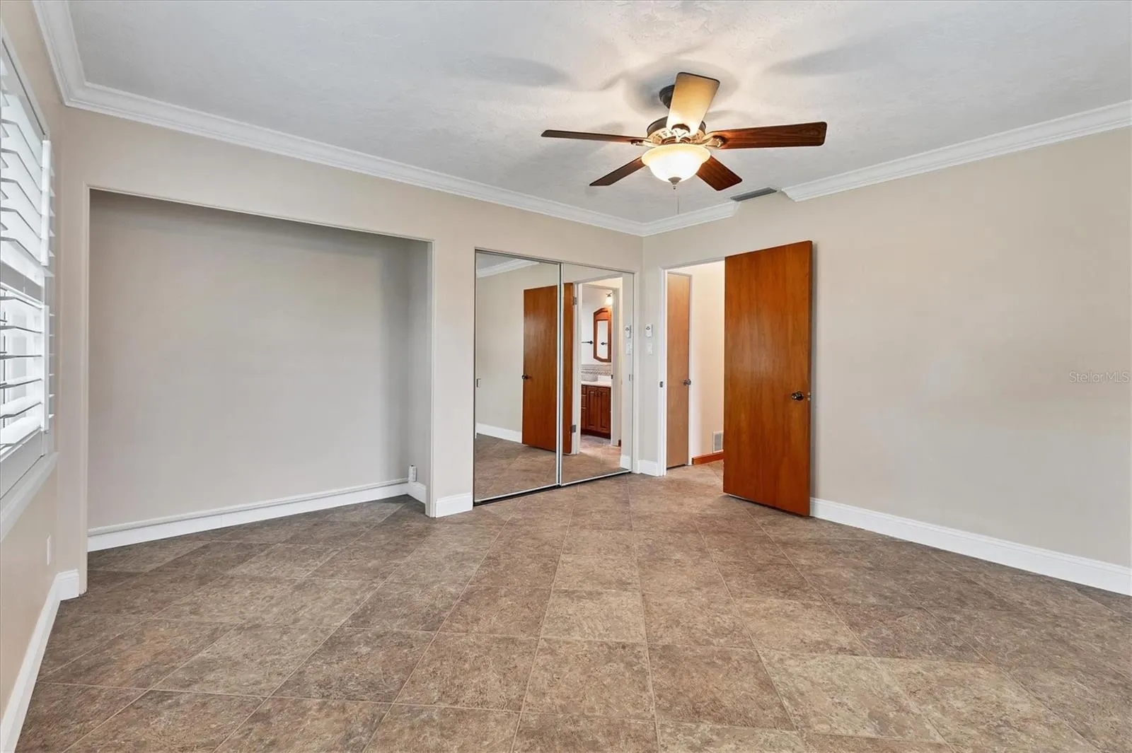 3072 MEYER DR