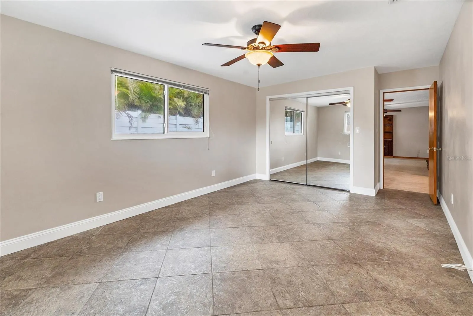 3072 MEYER DR