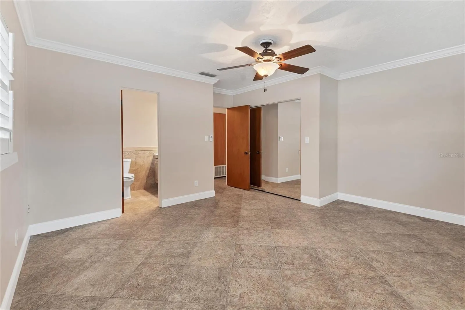 3072 MEYER DR