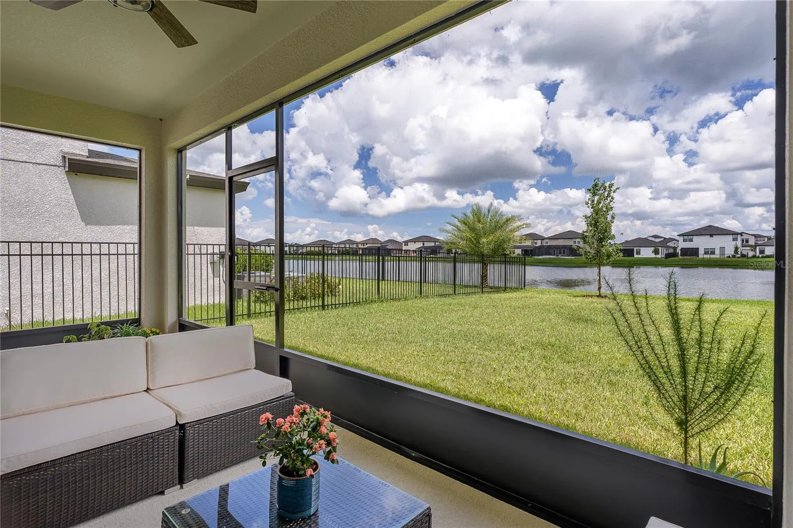 13137 HOMESTEAD LN