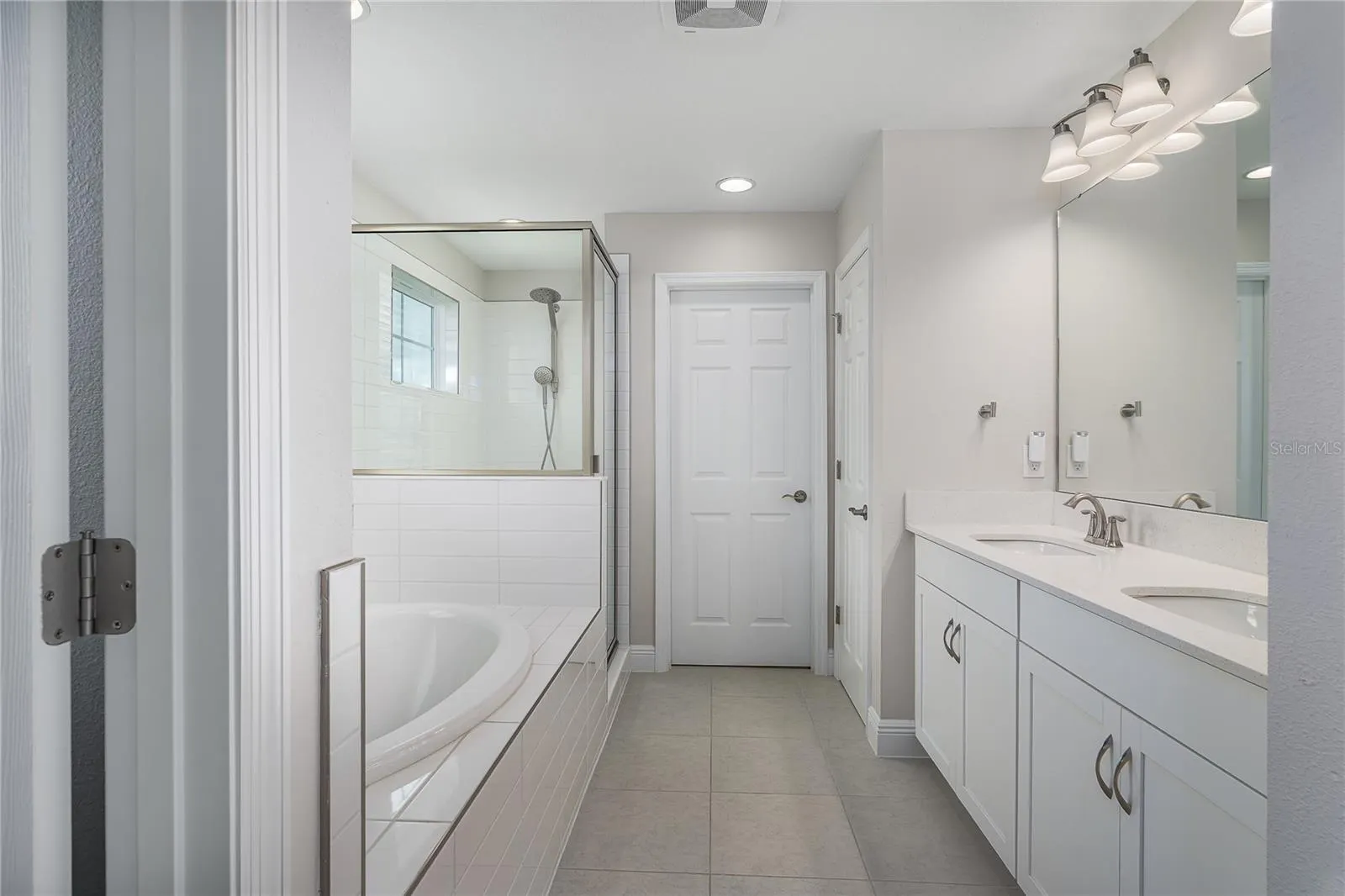 13137 HOMESTEAD LN