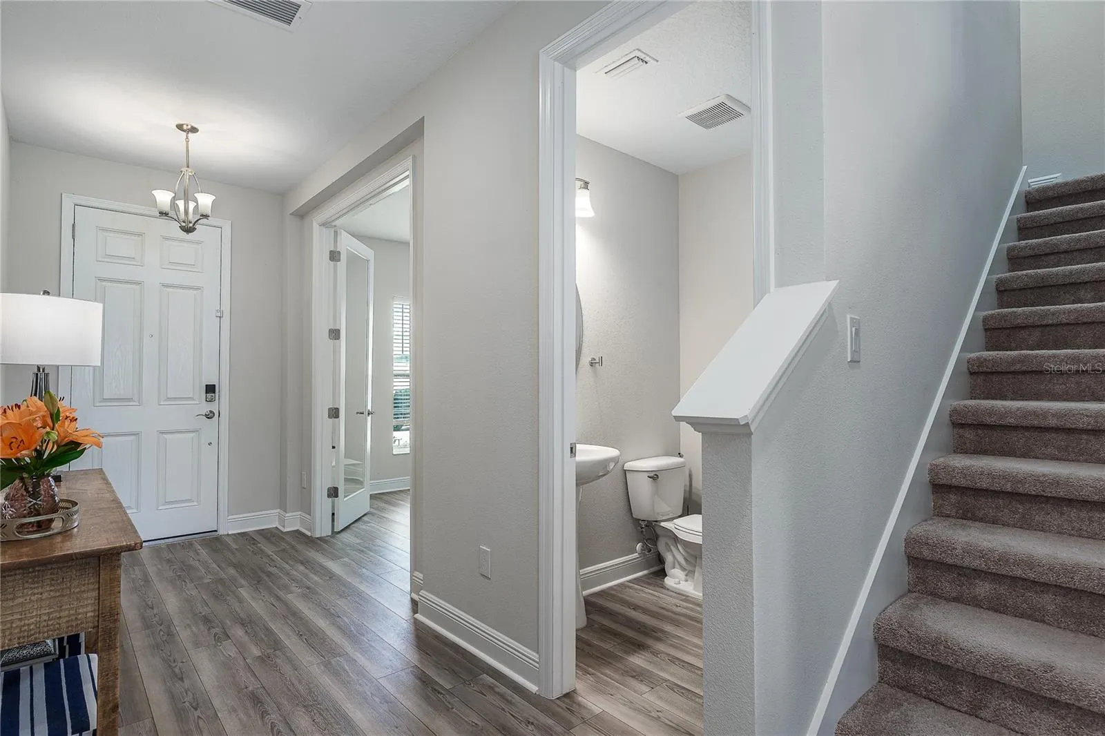 13137 HOMESTEAD LN