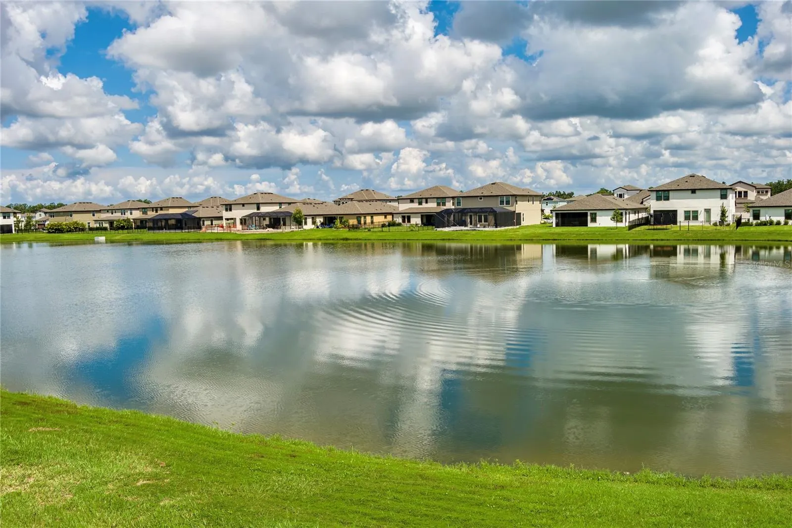 13137 HOMESTEAD LN