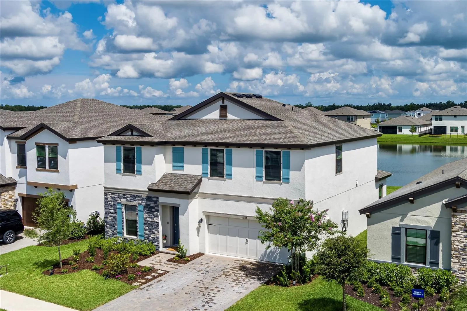 13137 HOMESTEAD LN