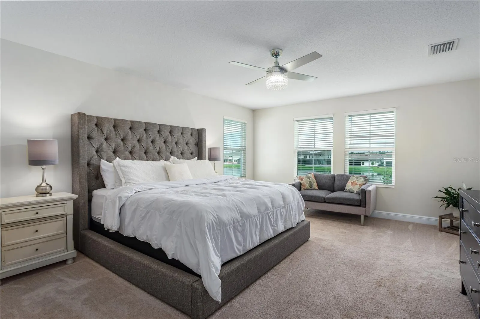 13137 HOMESTEAD LN
