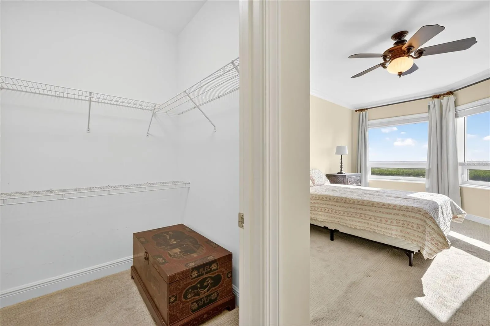 1060 BORGHESE LN #702, #702