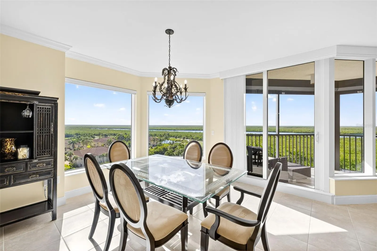 1060 BORGHESE LN #702, #702