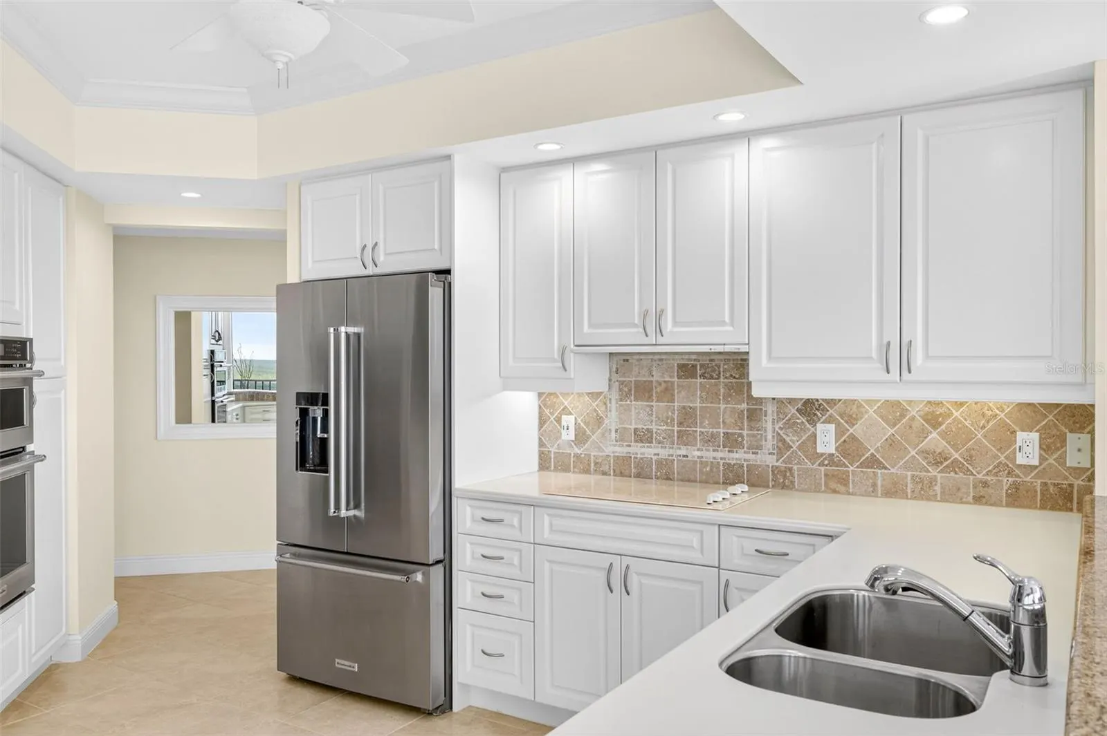 1060 BORGHESE LN #702, #702