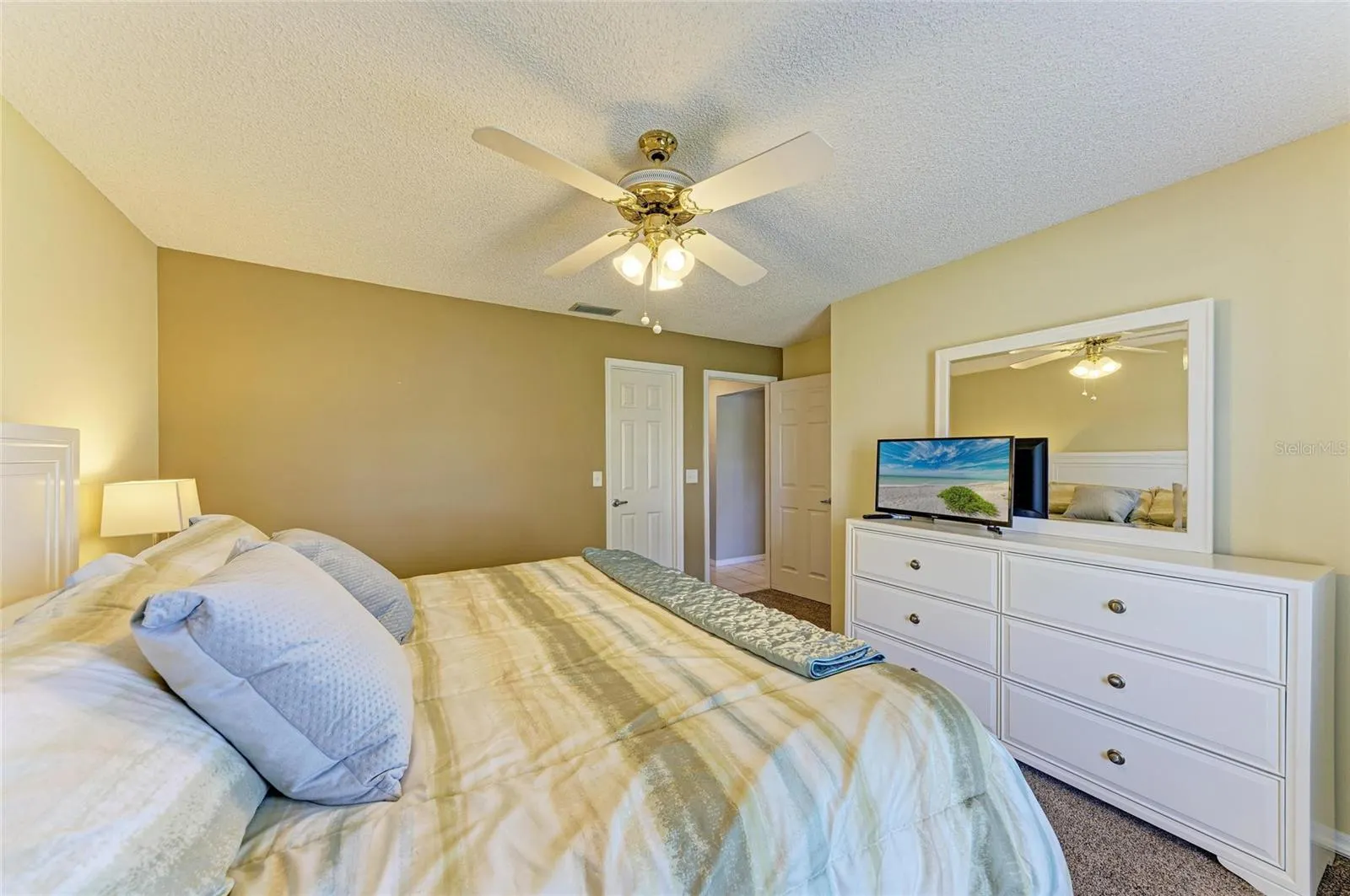 4217 AUGUSTA TER E