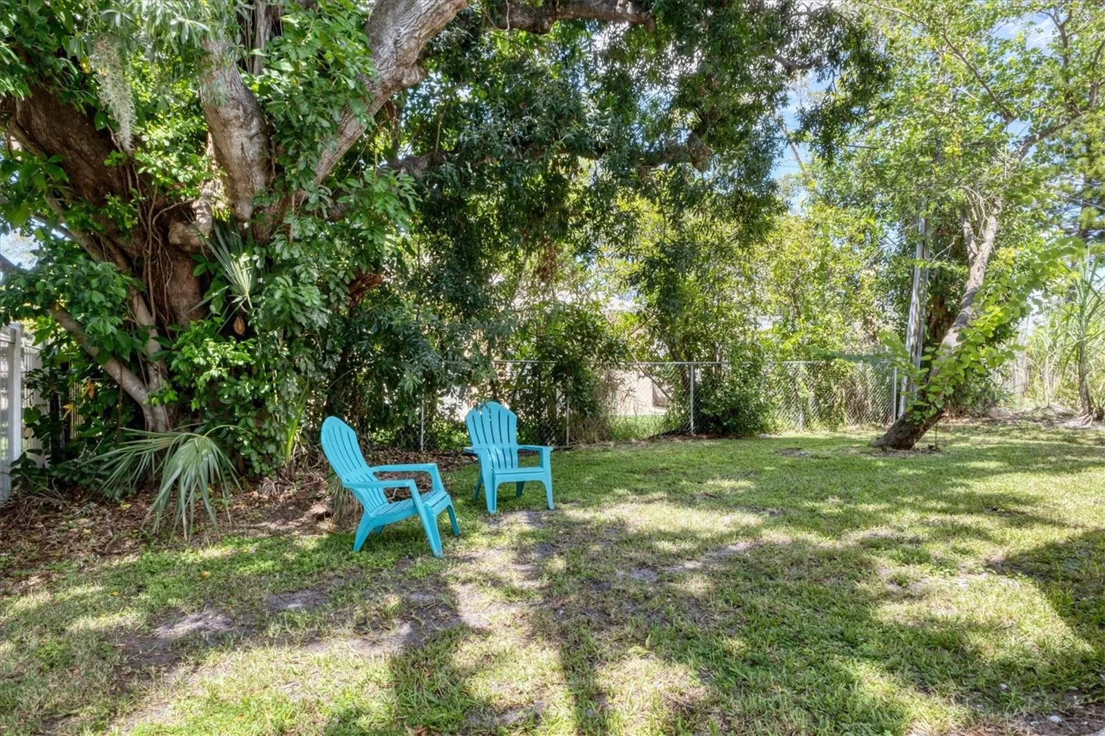 2375 BAHIA VISTA ST