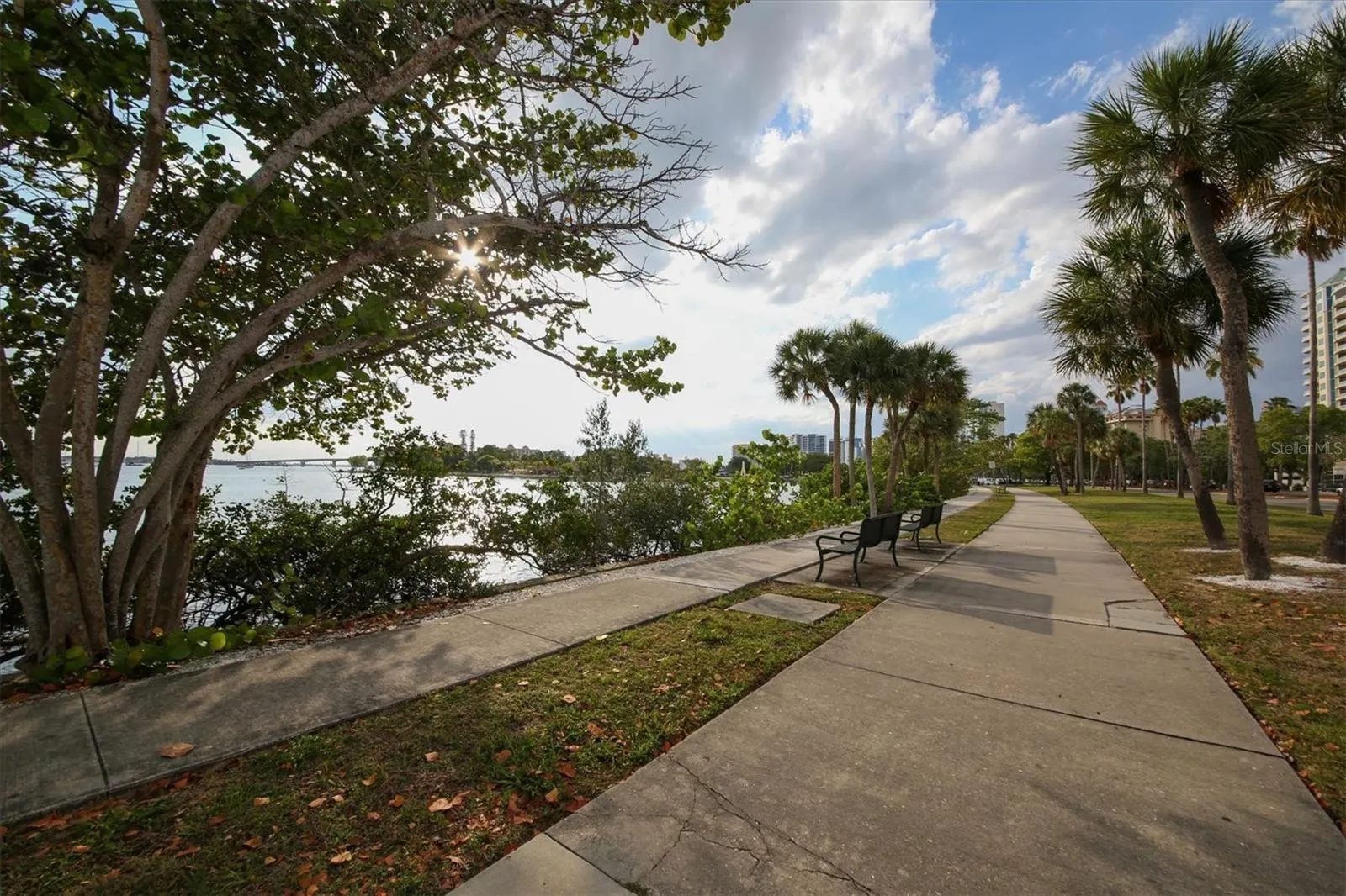 2375 BAHIA VISTA ST